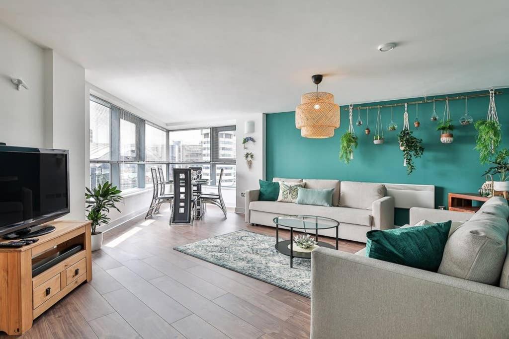 The Exclusive Gem Of Leeds - Sleeps 8 Appartement Buitenkant foto